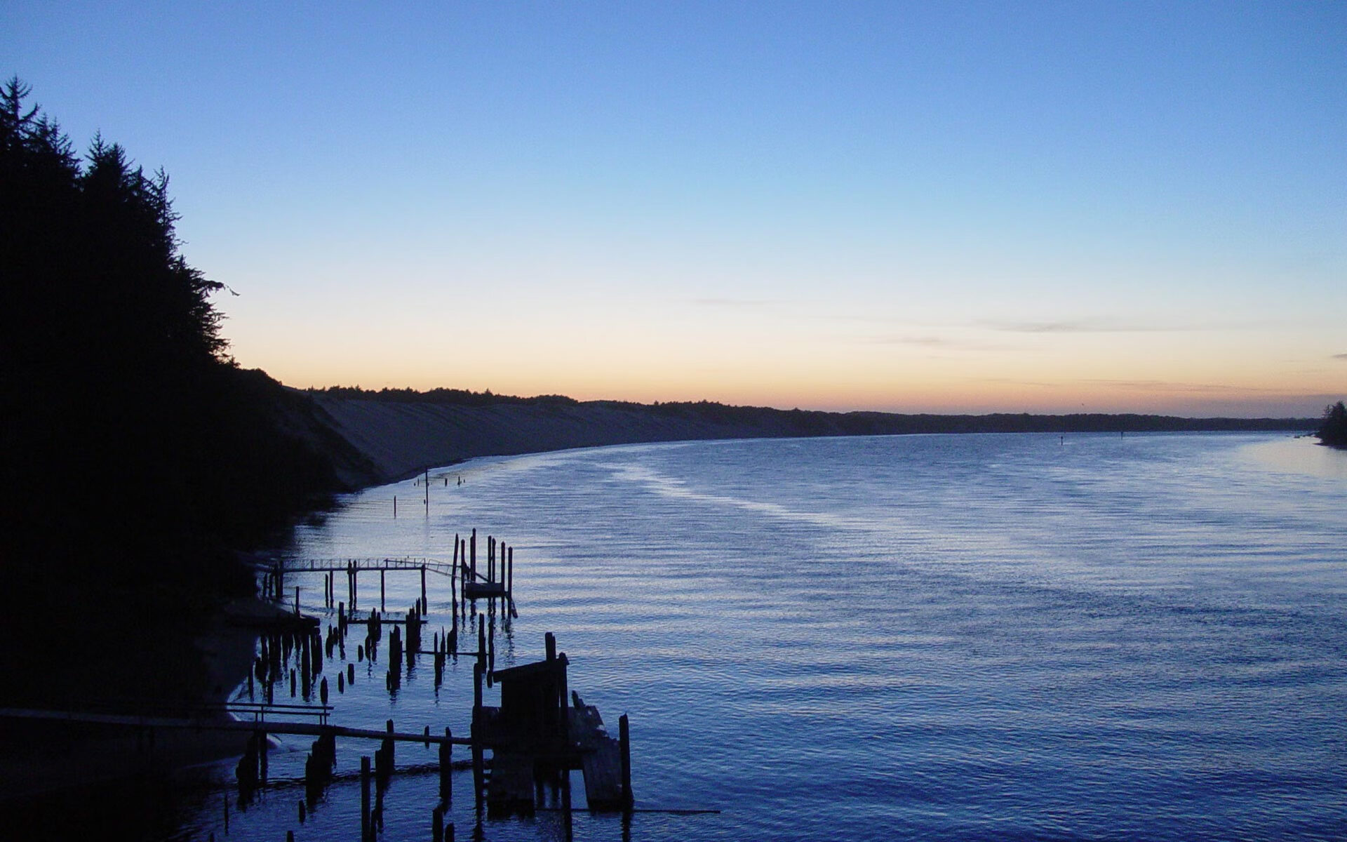 开云体育视频直播-高价签约后：球队表现是否值得期待？，球队签约合同