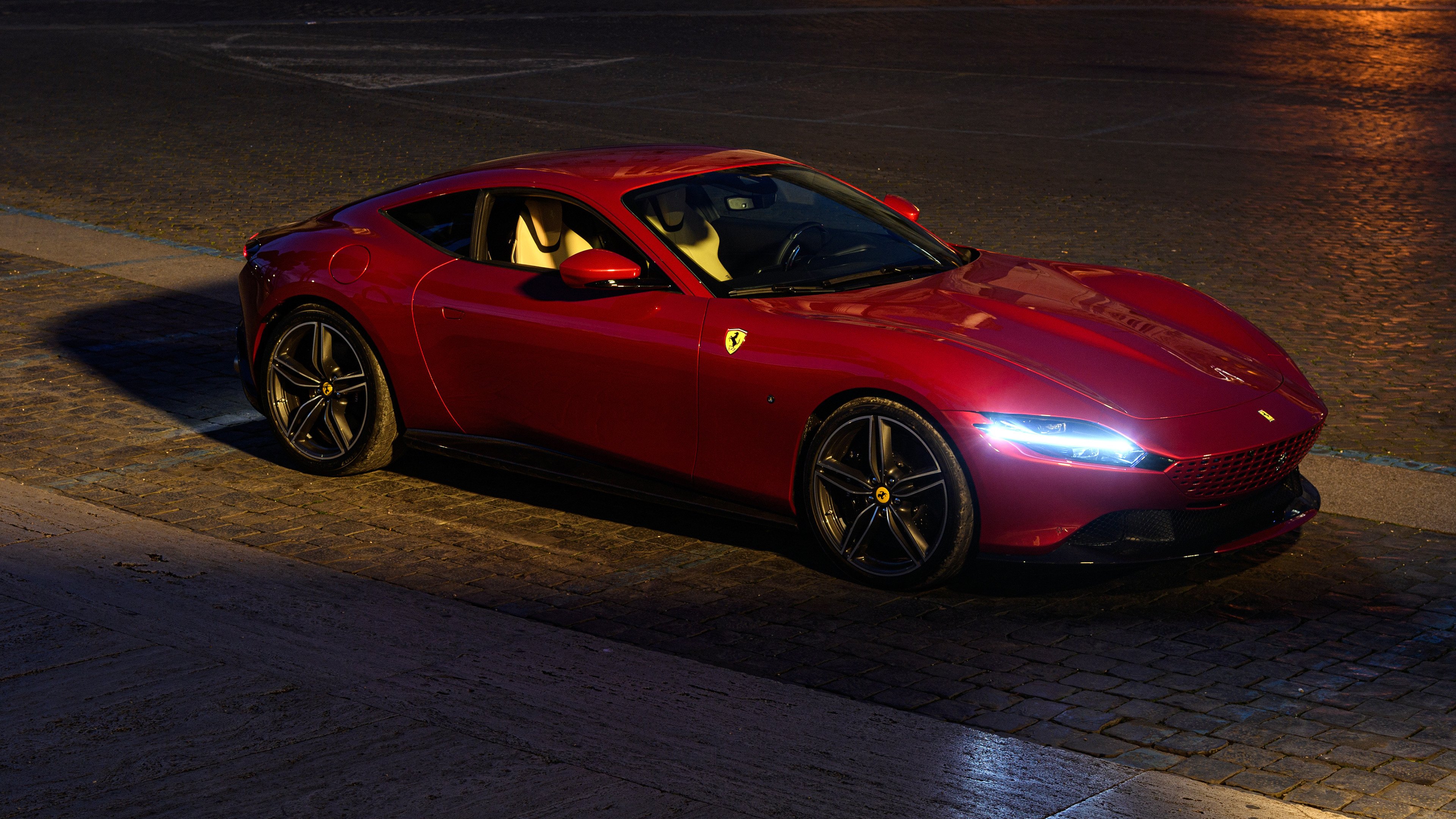 开云网站-法兰克福保持边路活跃撕开防线空档，法兰克福视频